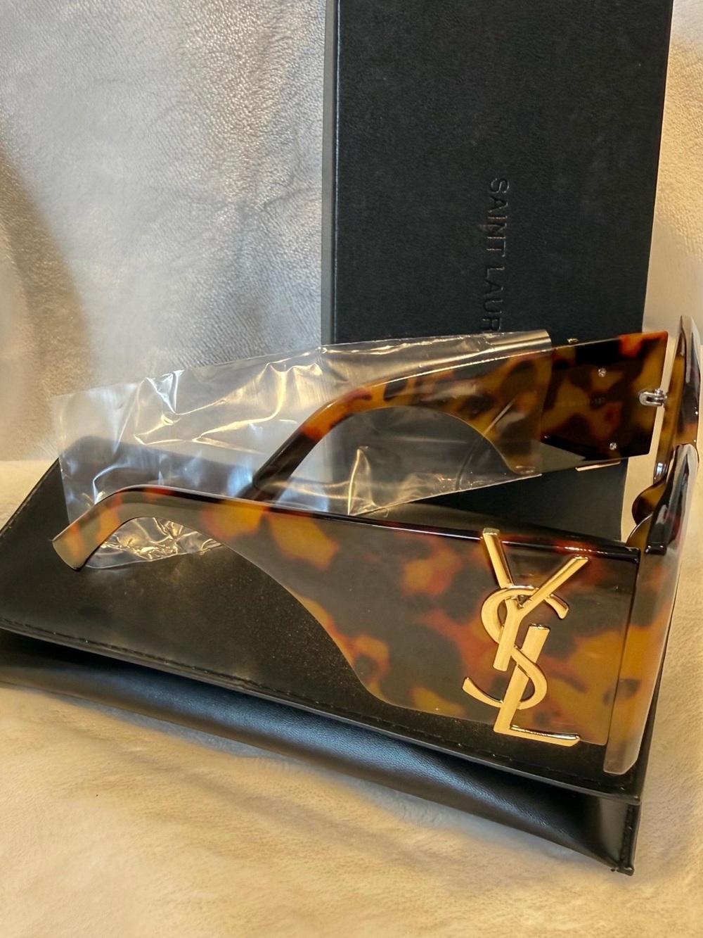 Saint Laurent Tortoiseshell Cat-Eye Sunglasses with Brown Lenses - Picture 3 of 4